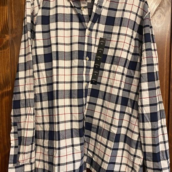 SLIM LIGHT WEIGHT FLANNEL BR FACTORY NWT - Picture 5 of 6